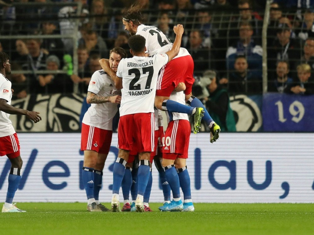 Grund zum Jubeln: der HSV ist Tabellenführer