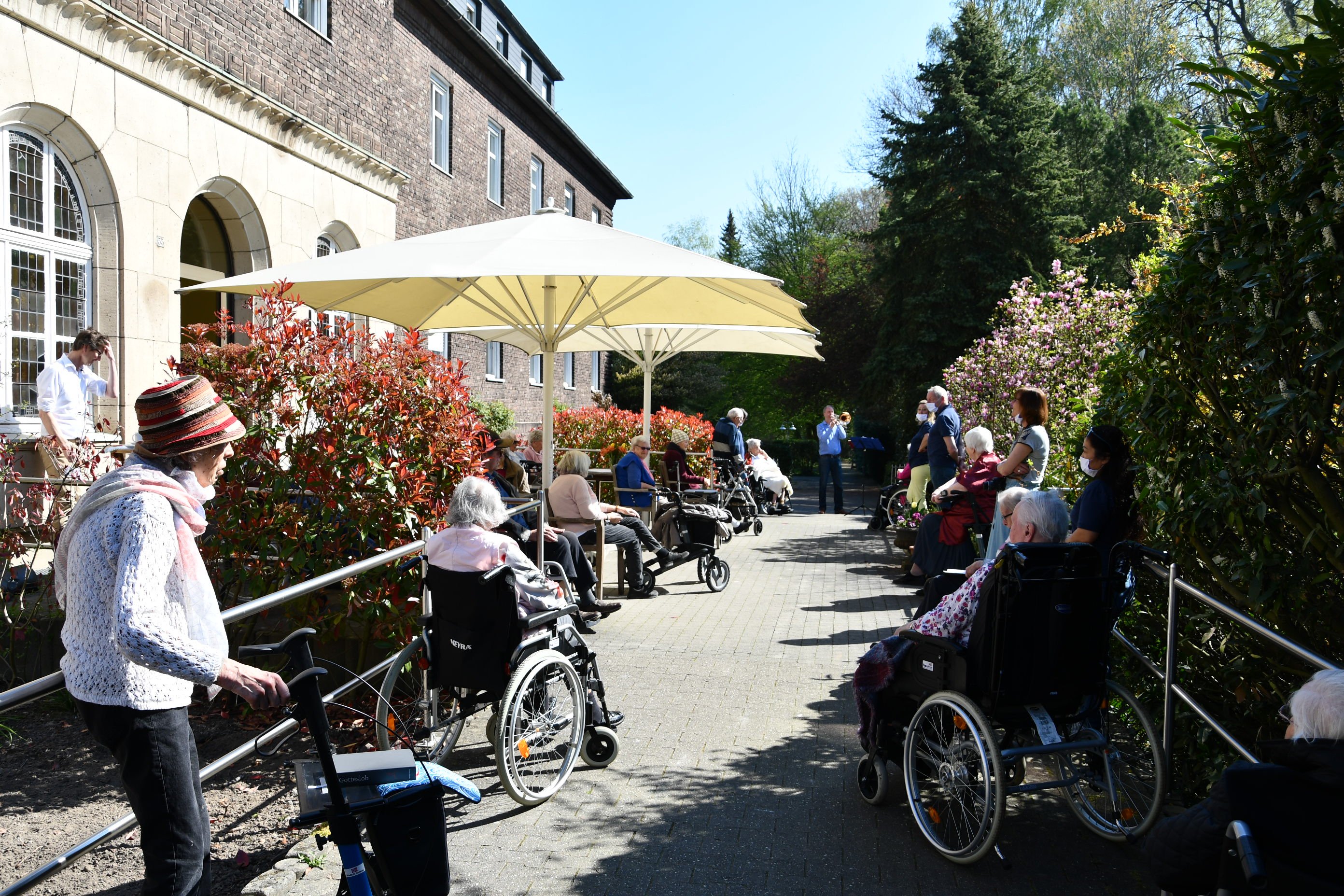 Alfred Holtmann Trompete 12. April an Haus Wilkinghege - Foto Bürgerstiftung