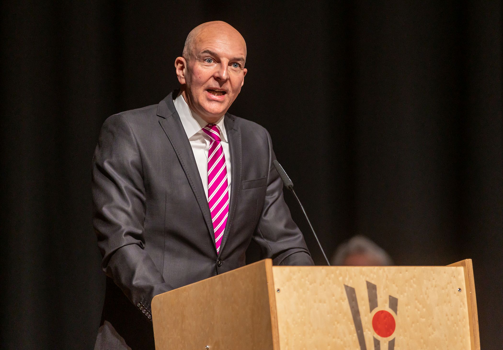 Dr. Georg Lunemann bei der LWL-Landschaftsversammlung am 27.01.2022. Foto: LWL/ Witte