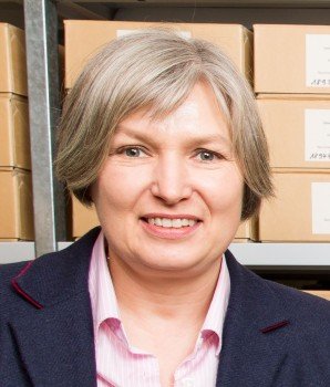 Die Autorin Dr. Sabine Happ ist leitende Universitätsarchivarin an der WWU./ © WWU - Peter Leßmann