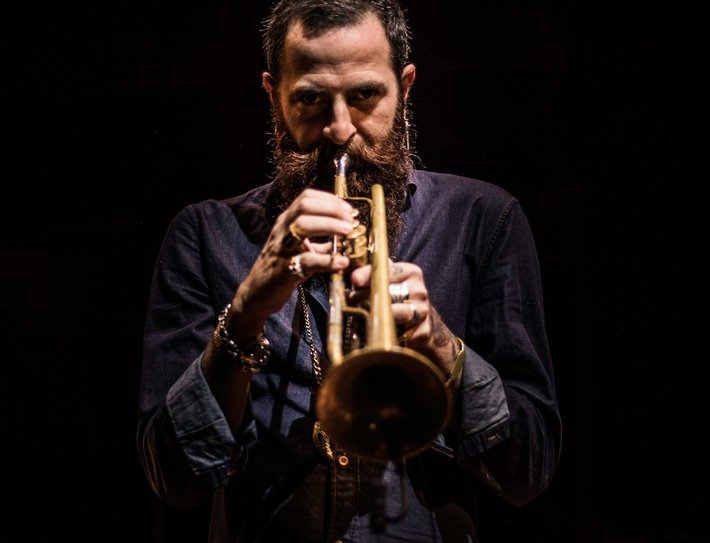 AVISHAI COHEN QUARTET/ Ziv Ravitz