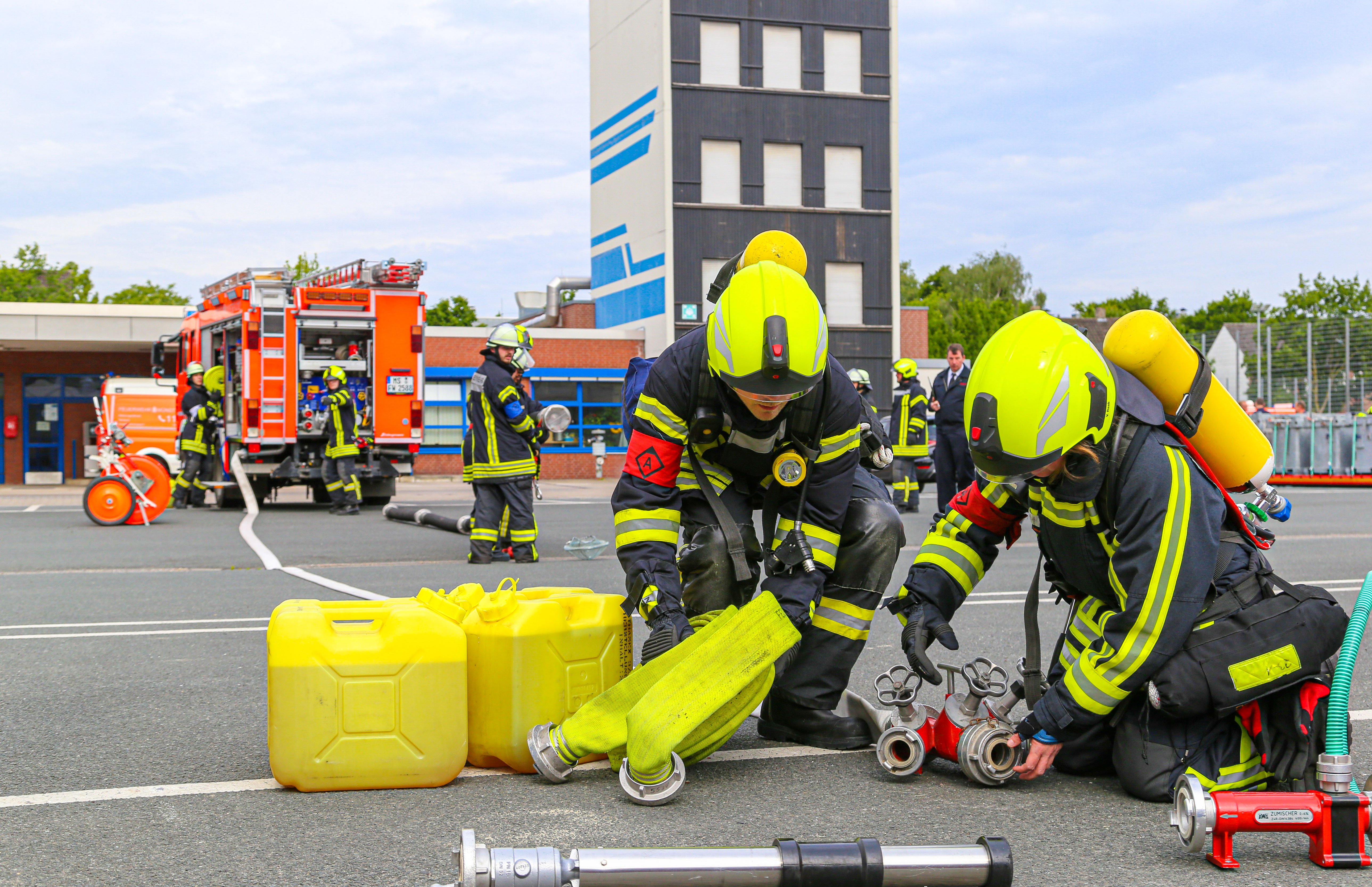 Abschlussprüfung bei der Freiwilligen Feuerwehr / Feuerwehr Münster