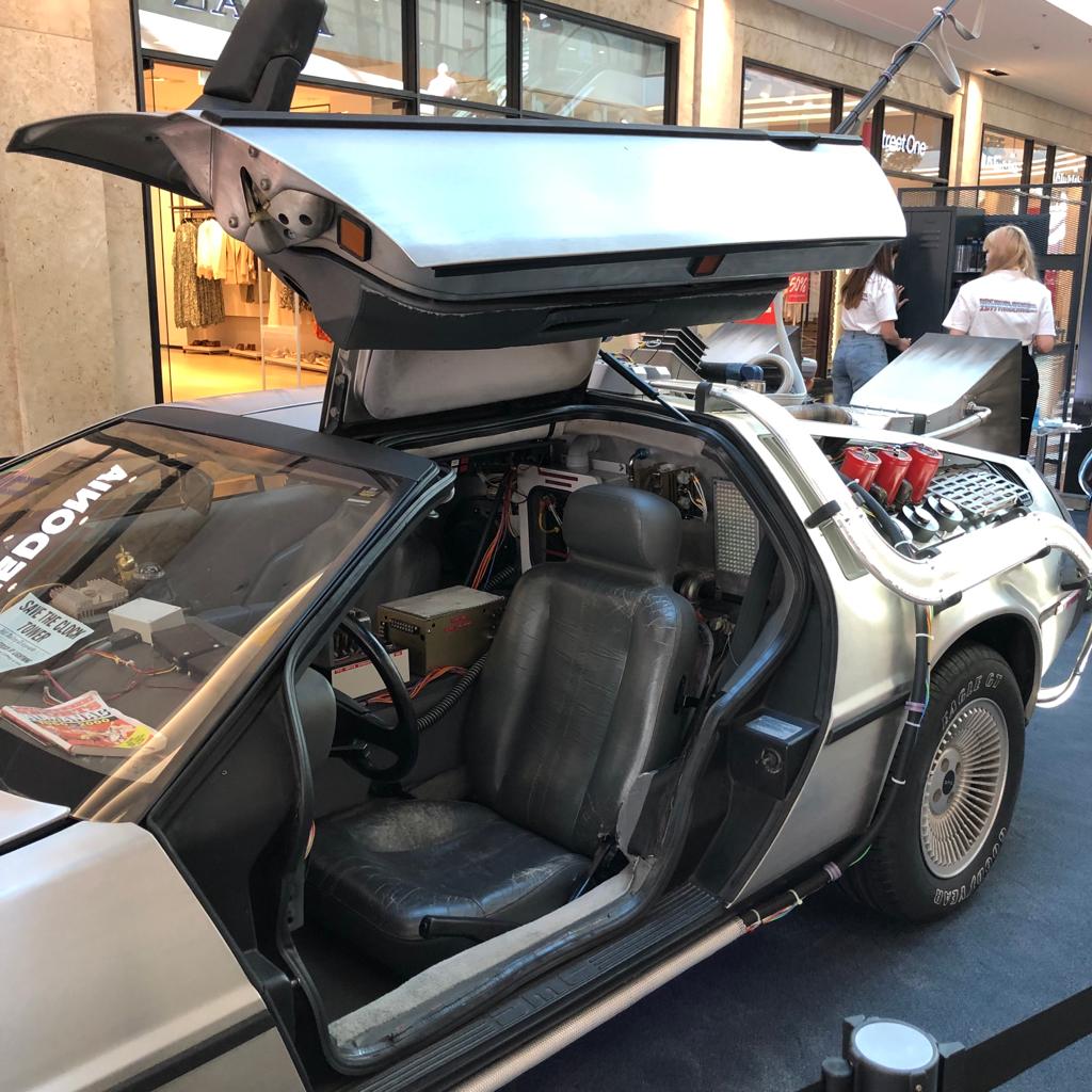 DeLorian